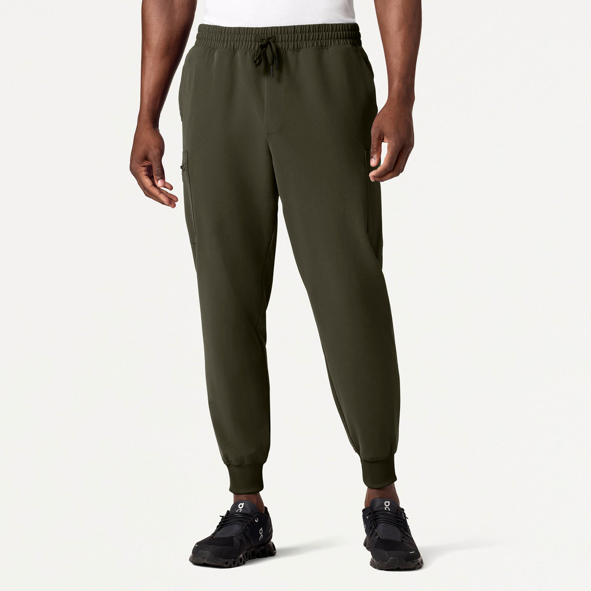 Osmo 8-Pocket Scrub Jogger - Deep Olive