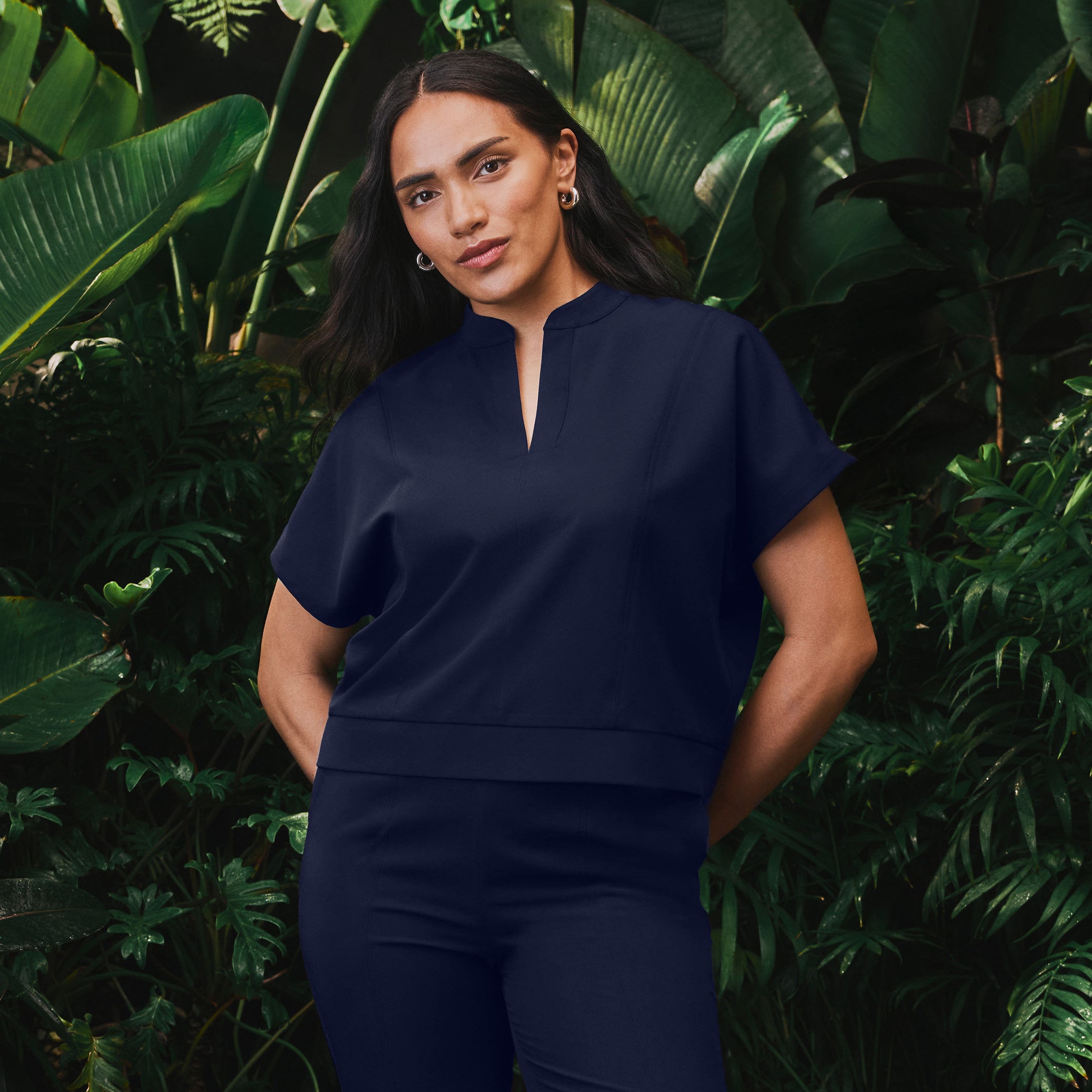 Clare Dolman Scrub Top - Midnight Navy