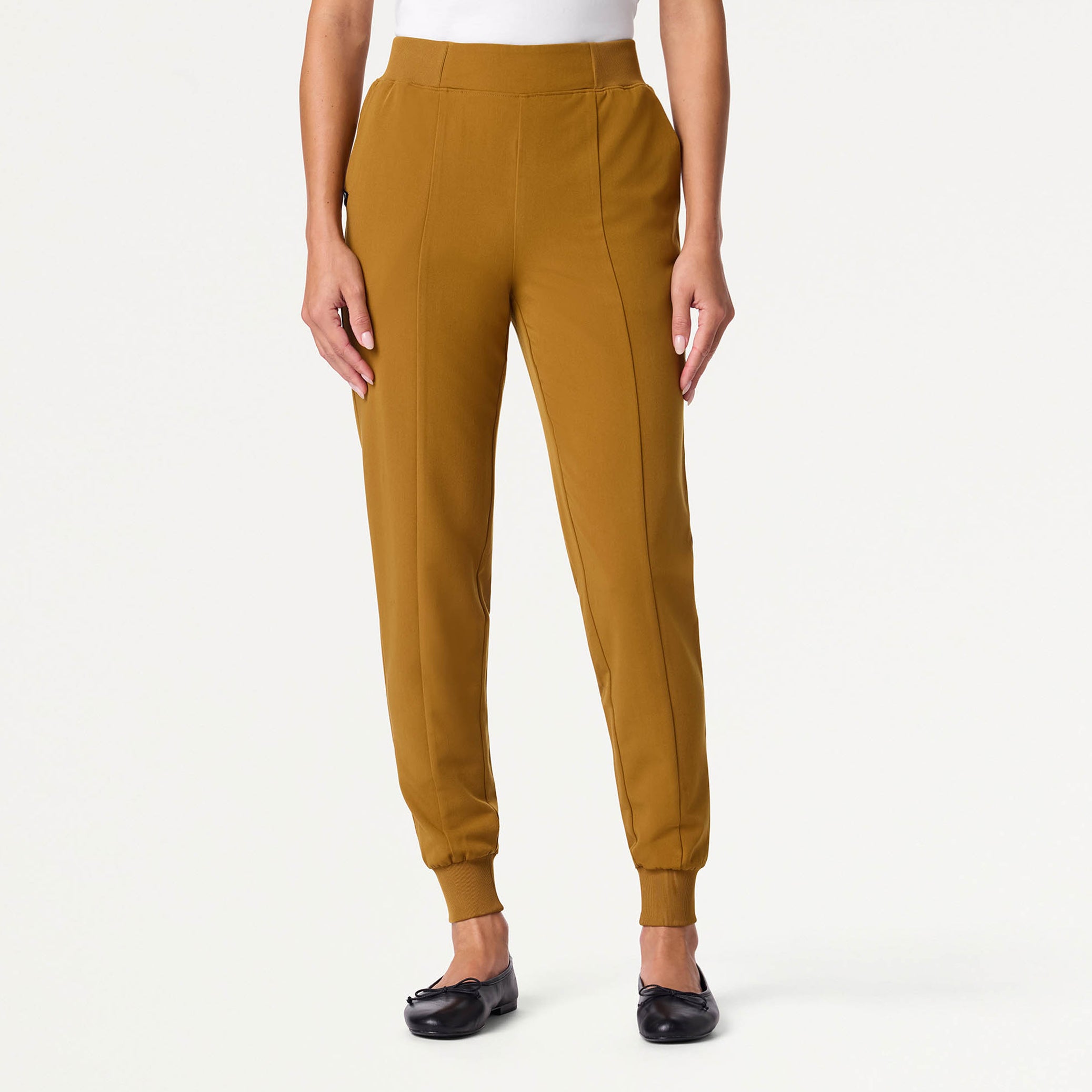 Willow Slim High Waisted Scrub Jogger - Cider